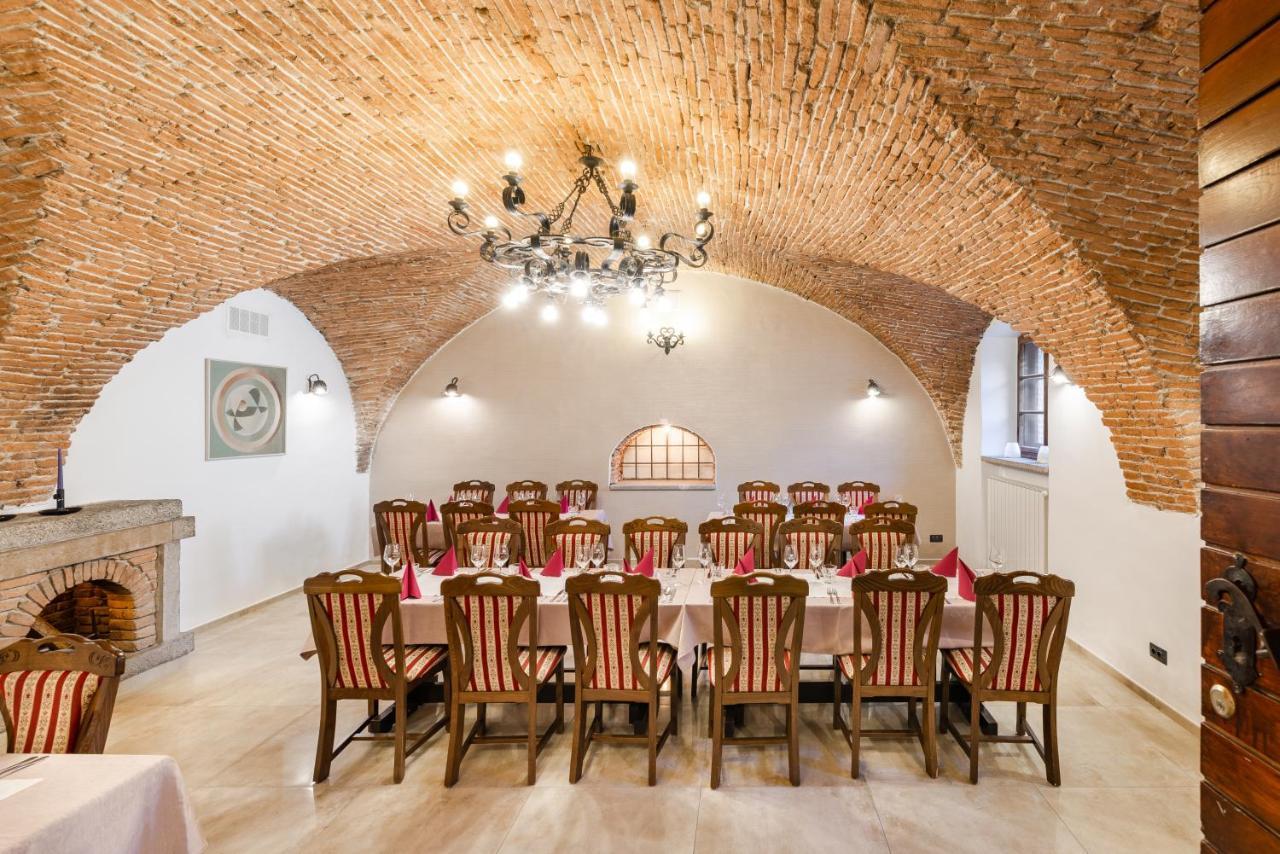 Hotel Dvorec Tolmin Dış mekan fotoğraf