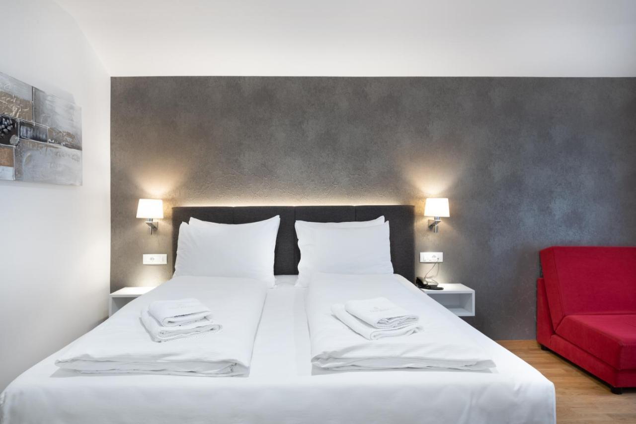 Hotel Dvorec Tolmin Dış mekan fotoğraf