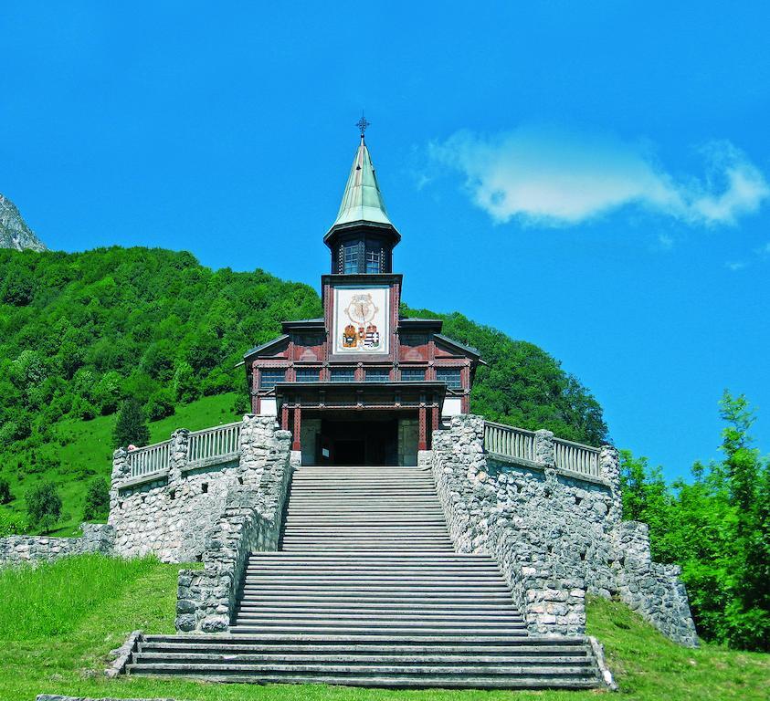 Hotel Dvorec Tolmin Dış mekan fotoğraf