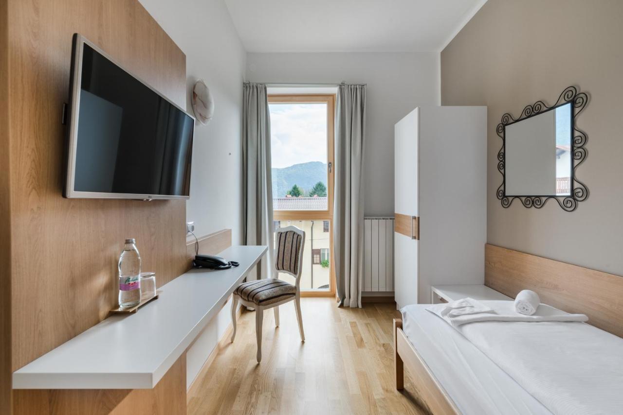 Hotel Dvorec Tolmin Dış mekan fotoğraf